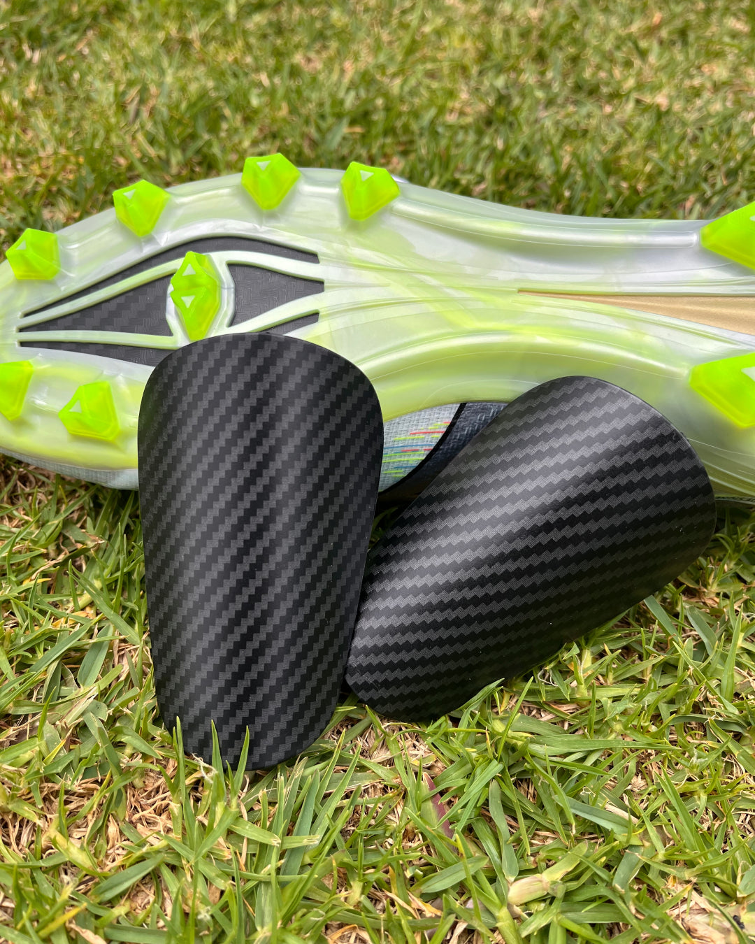 Plain Shin Guards (Carbon)